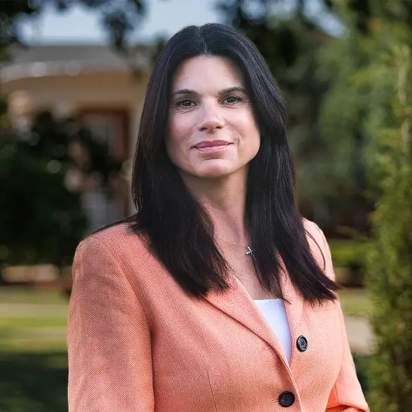 Dr. Stephanie Karidas